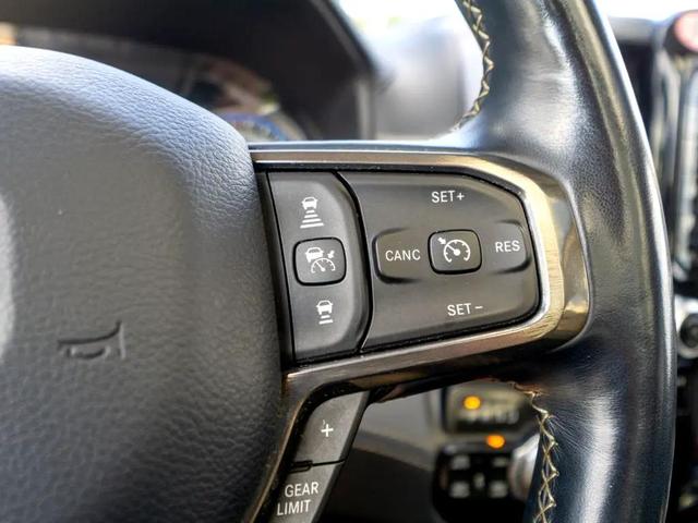 Photo of 2021 Off-white RAM 1500