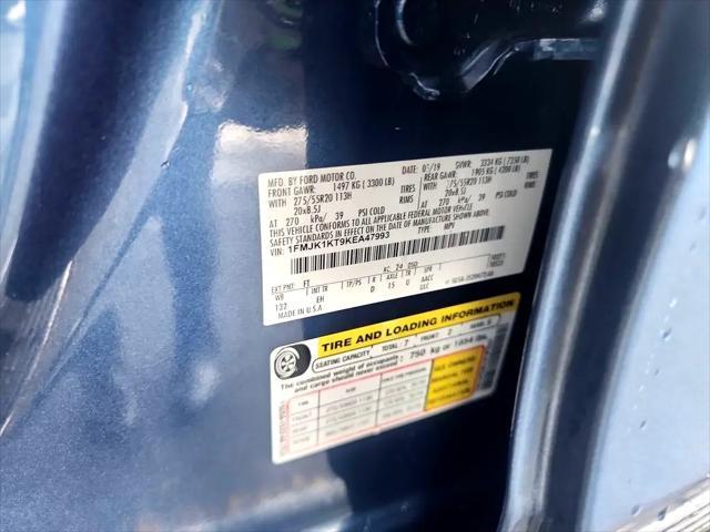 Photo of 2019 Blue Ford Expedition Max