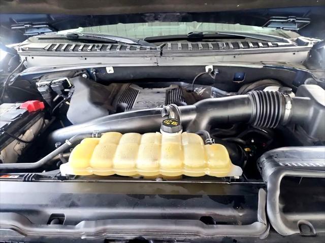 Photo of 2019 Blue Ford Expedition Max