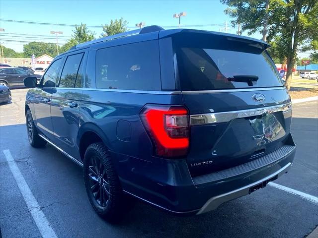 Photo of 2019 Blue Ford Expedition Max