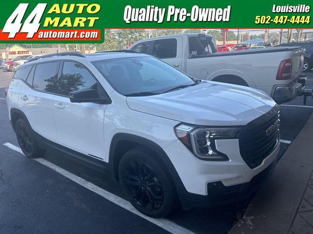 Photo of 2022 White GMC Terrain
