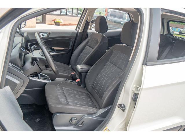 Photo of 2019 Diamond White Ford EcoSport