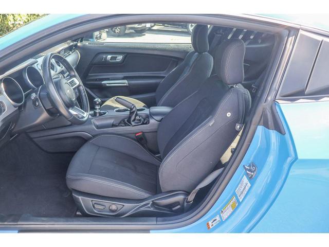 Photo of 2022 Grabber Blue Metallic Ford Mustang