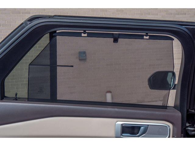 Photo of 2020 Magnetic Metallic Ford Explorer