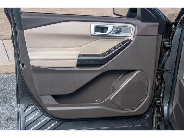 Photo of 2020 Magnetic Metallic Ford Explorer