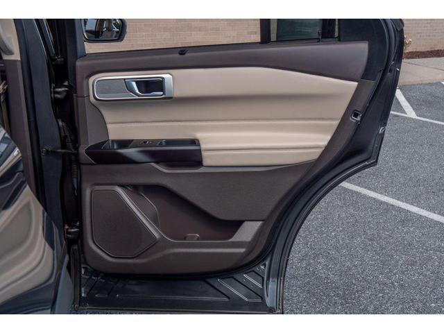 Photo of 2020 Magnetic Metallic Ford Explorer