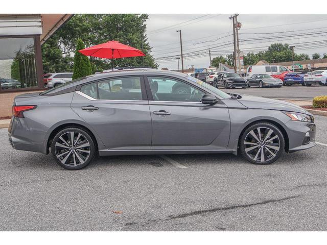 Photo of 2021 Gun Metallic Nissan Altima