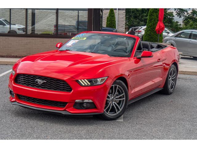 Photo of 2015 Race Red Ford Mustang