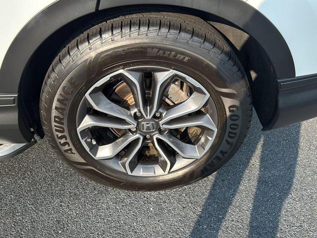 Photo of 2021 Platinum White Pearl Honda CR-V