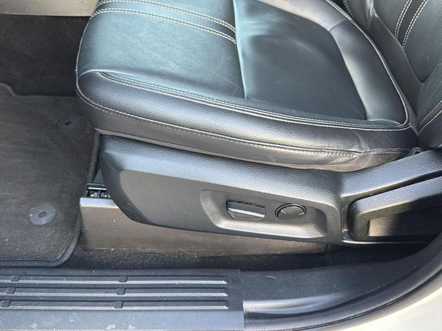 Photo of 2022 Oxford White Ford Ranger