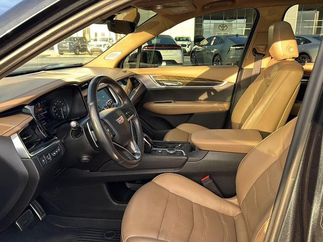 Photo of 2020 Shadow Metallic Cadillac XT6
