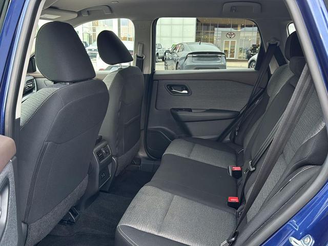 Photo of 2023 Caspian Blue Metallic Nissan Rogue