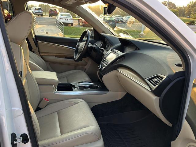 Photo of 2019 White Diamond Pearl Acura MDX