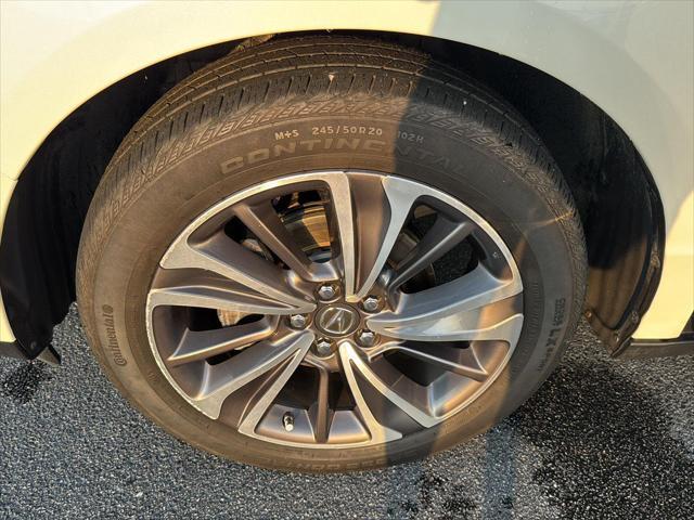 Photo of 2019 White Diamond Pearl Acura MDX