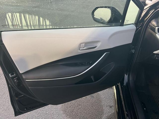 Photo of 2024 Midnight Black Metallic Toyota Corolla