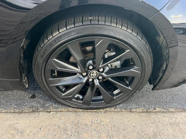 Photo of 2024 Midnight Black Metallic Toyota Corolla
