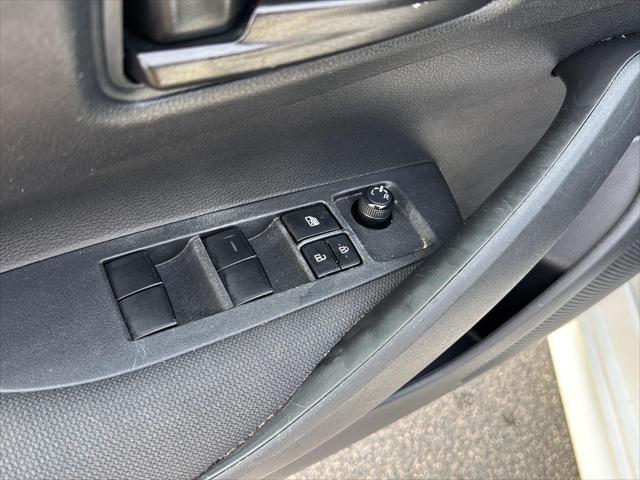 Photo of 2024 Ice Cap Toyota Corolla