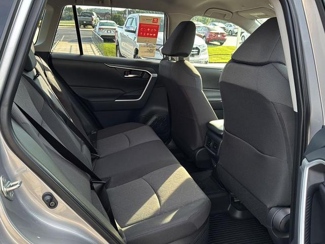 Photo of 2025 Silver Sky Metallic Toyota RAV4 Hybrid