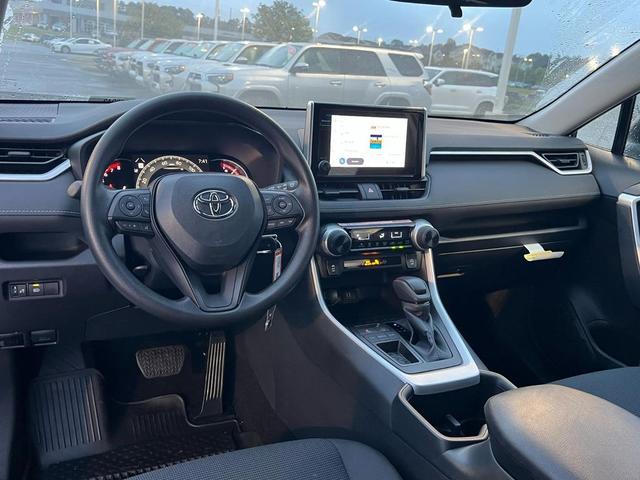 Photo of 2025 Ice Cap Toyota RAV4