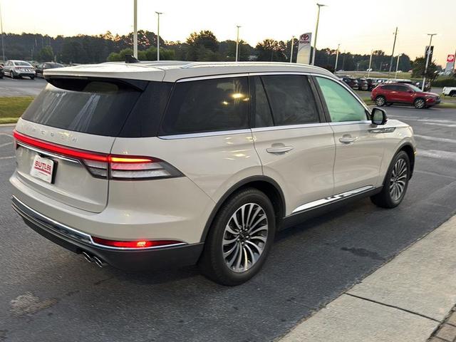 Photo of 2022 Ceramic Pearl Metallic Tri-Coat Lincoln Aviator