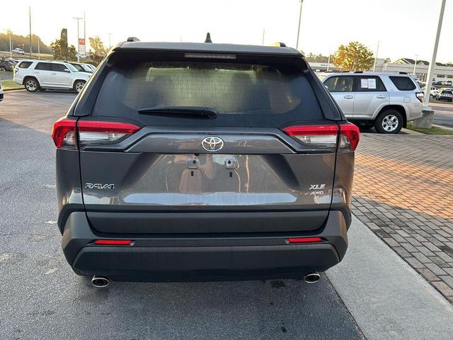 Photo of 2025 Magnetic Gray Metallic Toyota RAV4