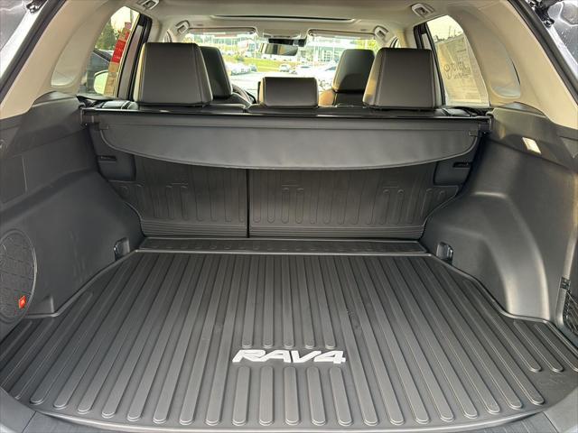 Photo of 2025 Silver Sky Metallic Toyota RAV4