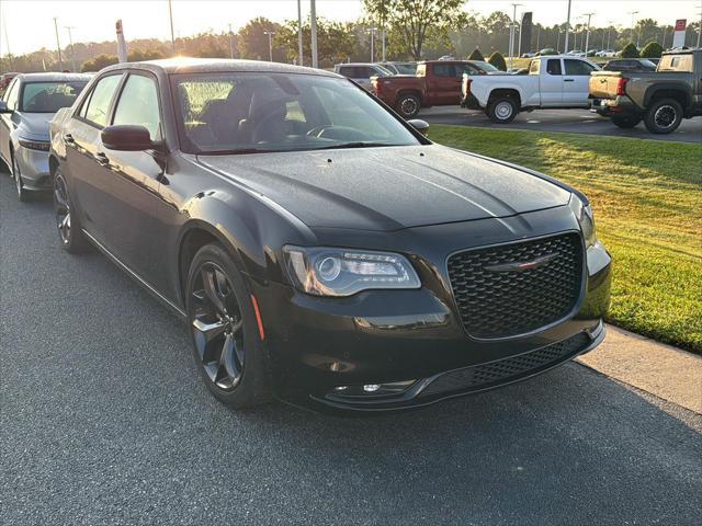 2023 Chrysler 300