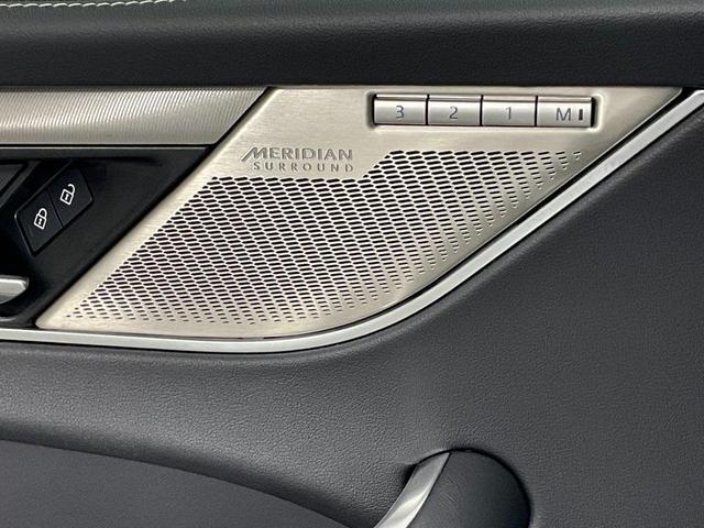 Photo of 2025 Fuji White Jaguar F-PACE