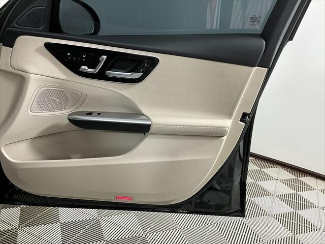 Photo of 2022 Black Mercedes-Benz C-Class
