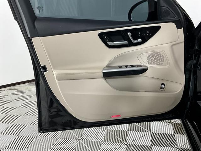 Photo of 2022 Black Mercedes-Benz C-Class