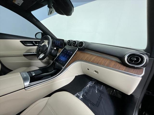 Photo of 2022 Black Mercedes-Benz C-Class