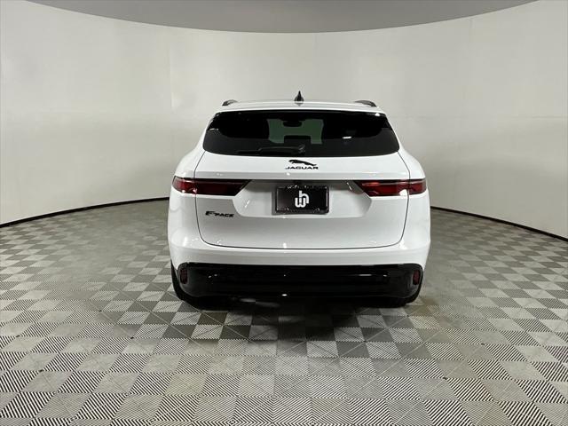 Photo of 2022 White Jaguar F-PACE