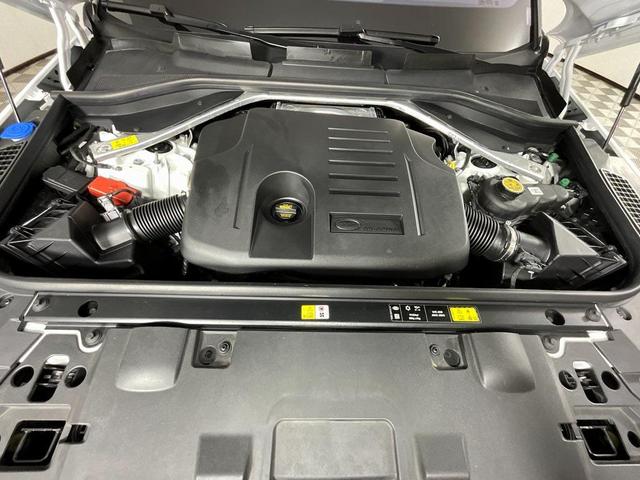 Photo of 2023 Fuji White Land Rover Range Rover Sport