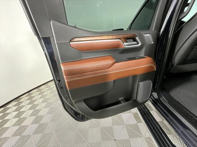 Photo of 2022 Titanium Rush Metallic GMC Sierra 1500