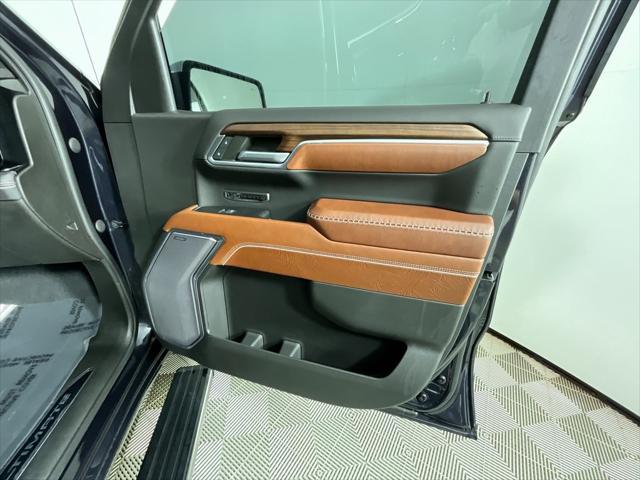 Photo of 2022 Titanium Rush Metallic GMC Sierra 1500