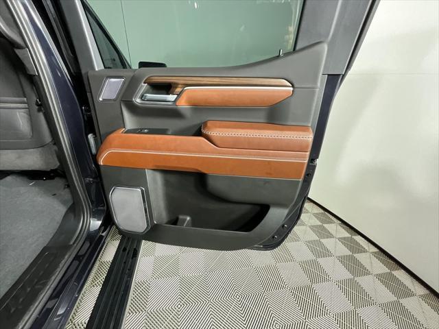Photo of 2022 Titanium Rush Metallic GMC Sierra 1500