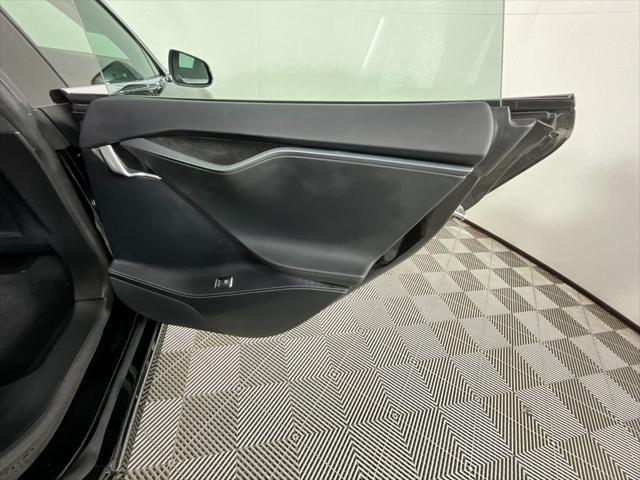 Photo of 2021 Solid Black Tesla Model S