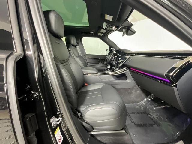 Photo of 2023 Santorini Black Metallic Land Rover Range Rover Sport