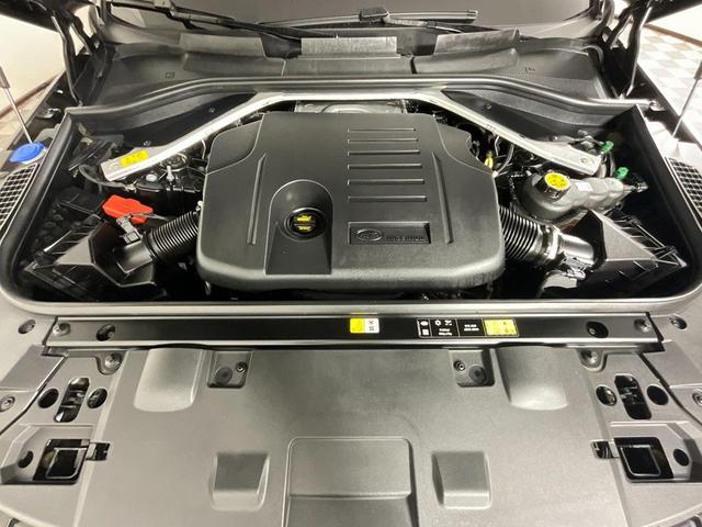 Photo of 2023 Santorini Black Metallic Land Rover Range Rover Sport