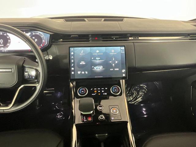 Photo of 2023 Santorini Black Metallic Land Rover Range Rover Sport