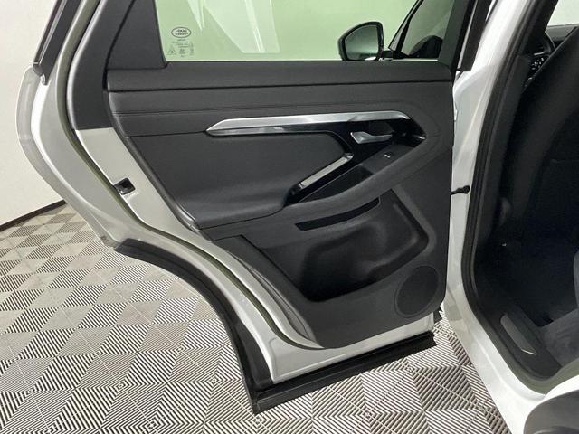 Photo of 2023 Fuji White Land Rover Range Rover Evoque