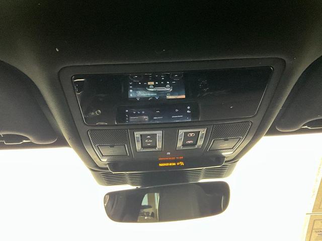 Photo of 2023 Fuji White Land Rover Range Rover Evoque