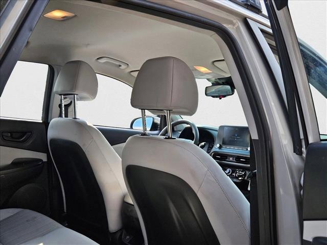 Photo of 2023 Cyber Silver Hyundai KONA