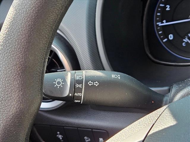 Photo of 2023 Cyber Silver Hyundai KONA