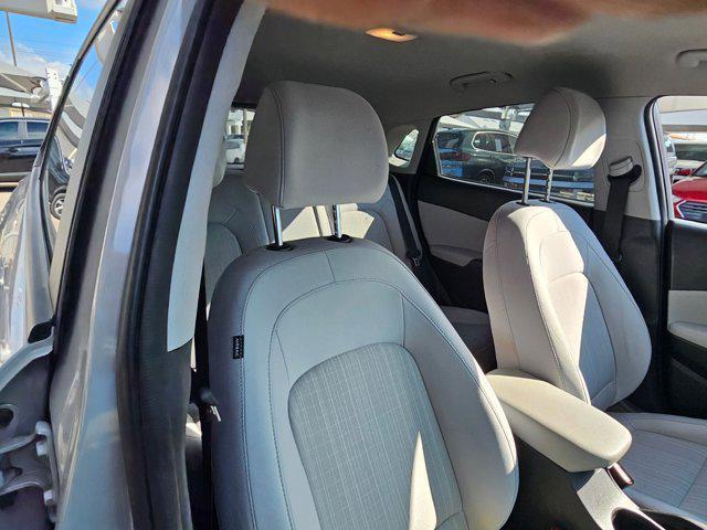 Photo of 2023 Cyber Silver Hyundai KONA