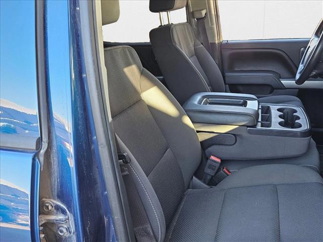 Photo of 2017 Deep Ocean Blue Metallic Chevrolet Silverado 1500