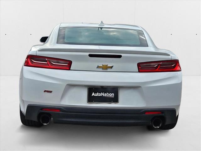 Photo of 2017 Summit White Chevrolet Camaro