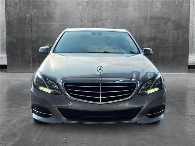 Photo of 2014 Iridium Silver Metallic Mercedes-Benz E-Class