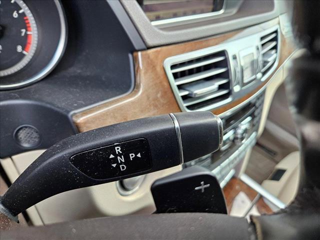 Photo of 2014 Iridium Silver Metallic Mercedes-Benz E-Class