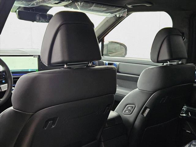 Photo of 2025 Rockwood Green Hyundai SANTA FE HEV